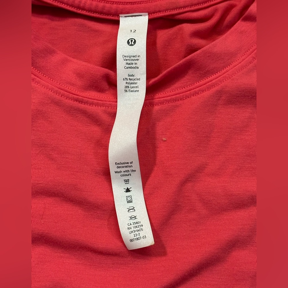 Lululemon hot pink relaxed-fit Trail Running t-shirt size 12 - Picture 6 of 6